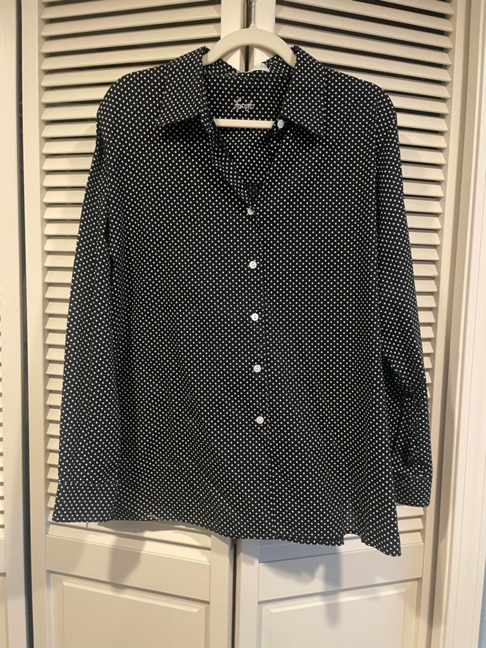 Foxcroft - 🦊 Black Polka Dot Button-Up Shirt